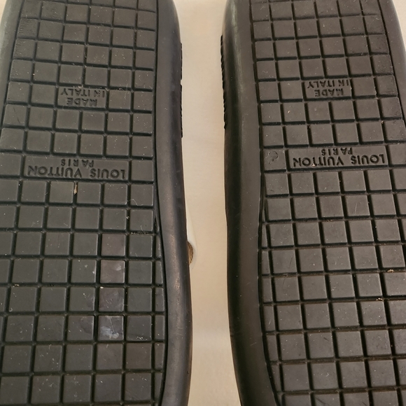 Louis Vuitton white leather slides US 7.5 | EU 37.5 vintage 2001 - Picture 6 of 12